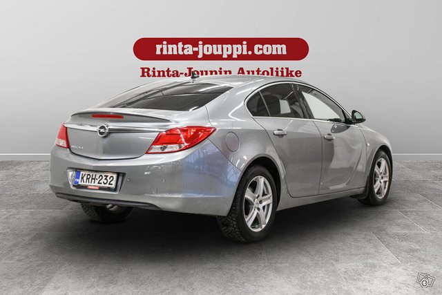 Opel Insignia 5