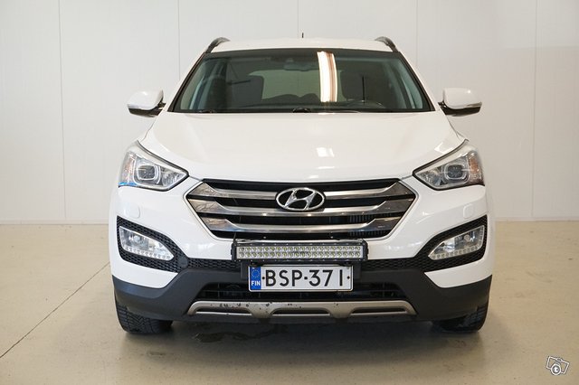 Hyundai SANTA FE 2