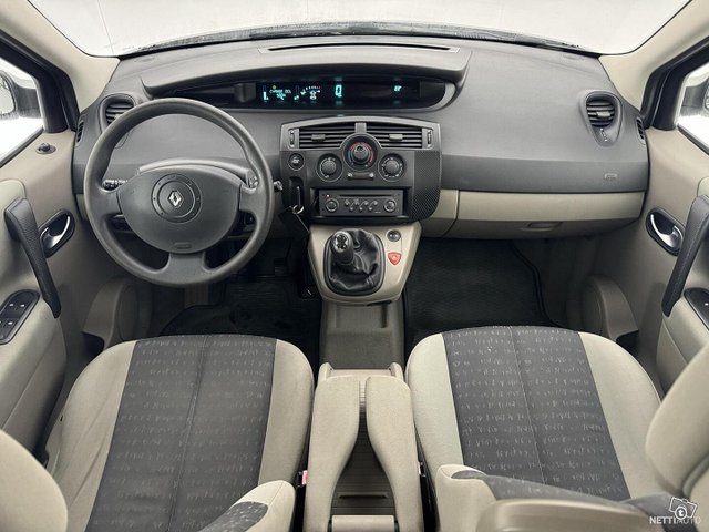 Renault Scenic 10