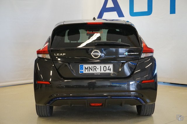 Nissan Leaf 7