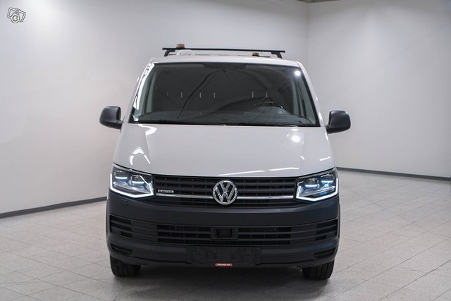 VOLKSWAGEN TRANSPORTER 2