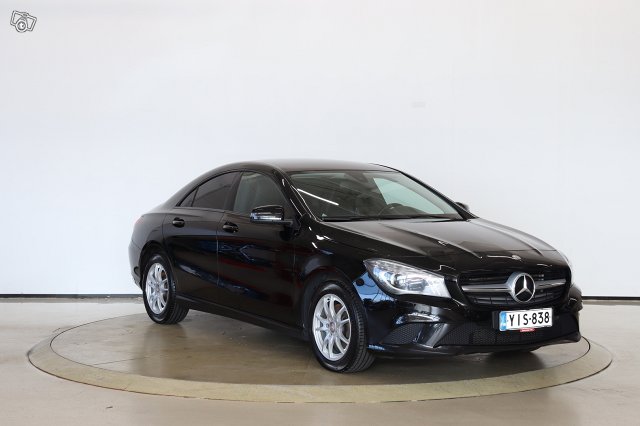 Mercedes-Benz CLA 3