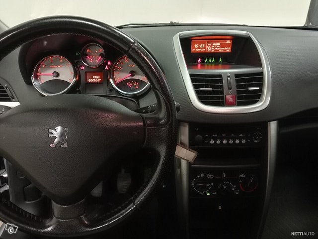 Peugeot 207 14