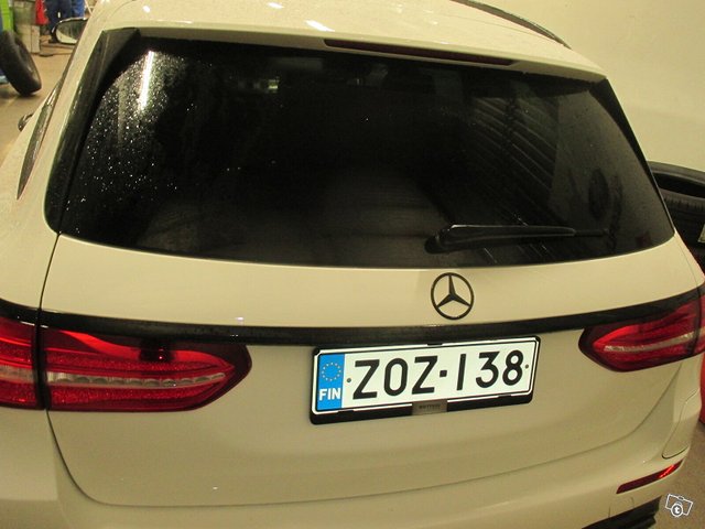 Mercedes-Benz E 3