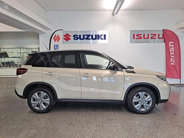 Suzuki Vitara 2