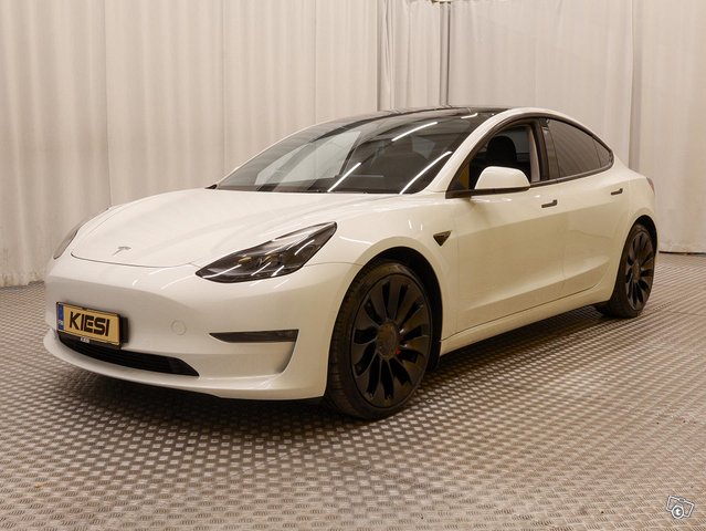 Tesla Model 3 24