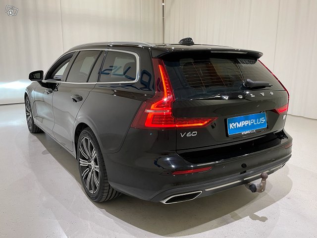 Volvo V60 7