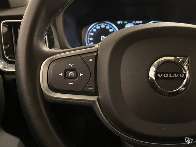 Volvo V60 16