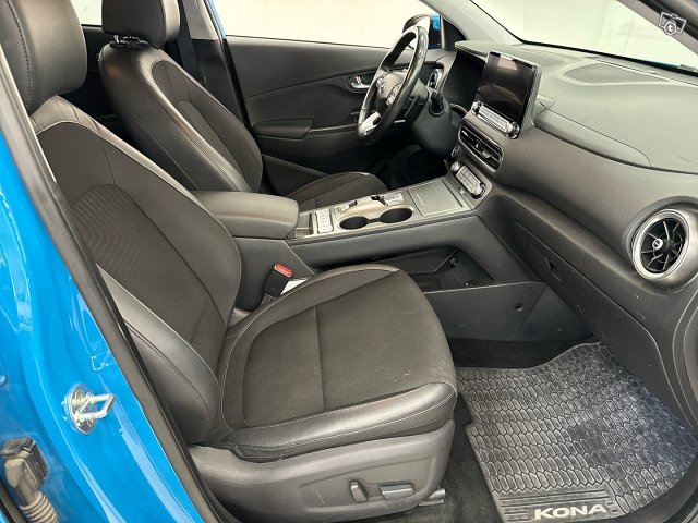 Hyundai KONA 15