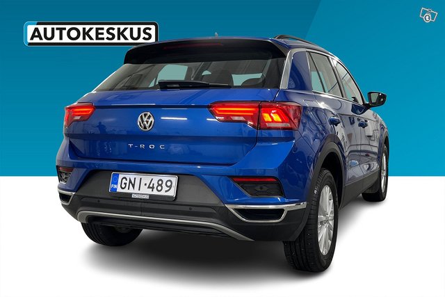 Volkswagen T-Roc 3