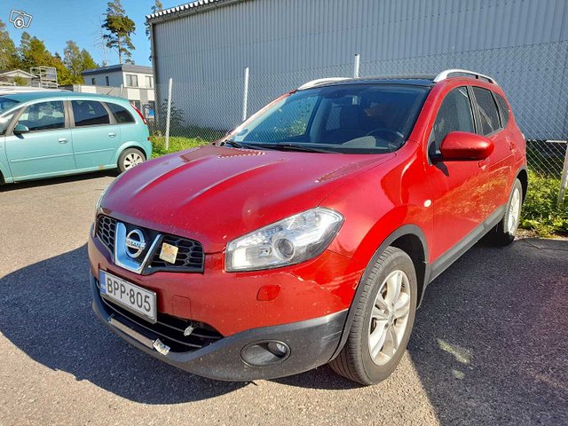 Nissan Qashqai+2