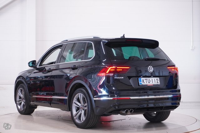 Volkswagen Tiguan 7