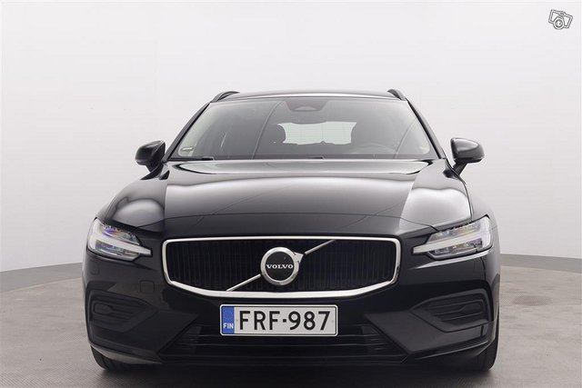 Volvo V60 8