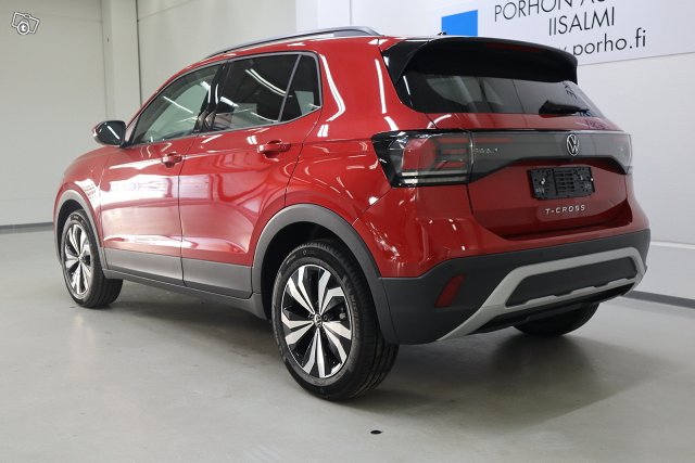 Volkswagen T-Cross 4