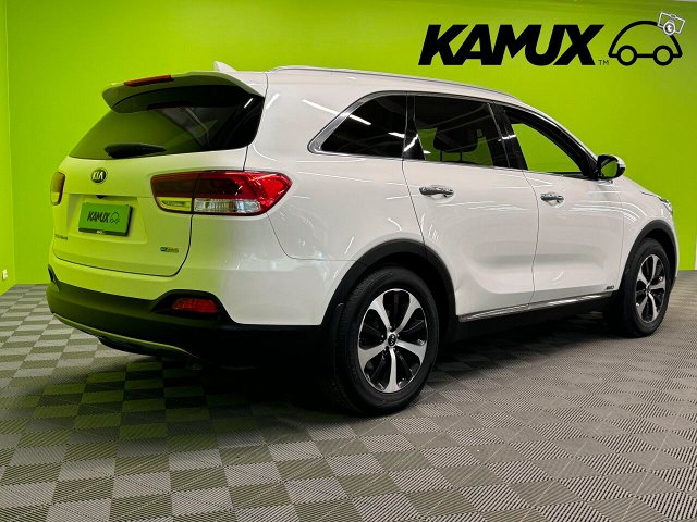 Kia Sorento 4