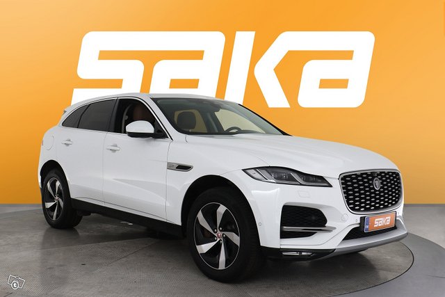 Jaguar F-PACE 1