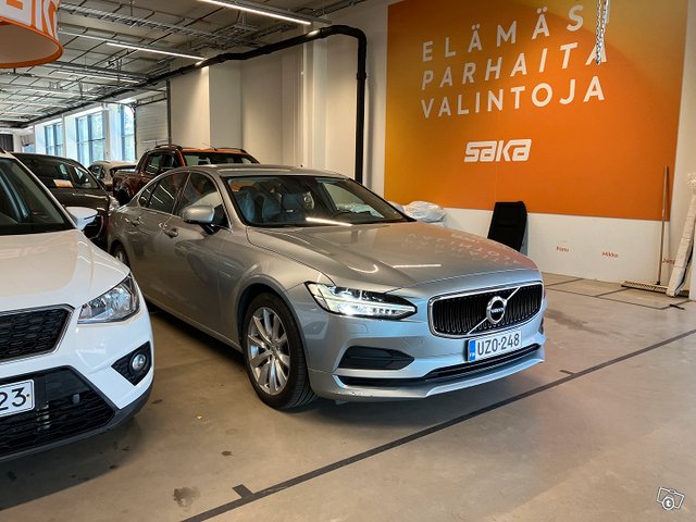 Volvo S90 1