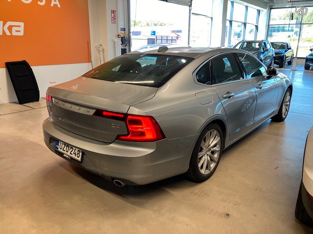 Volvo S90 3