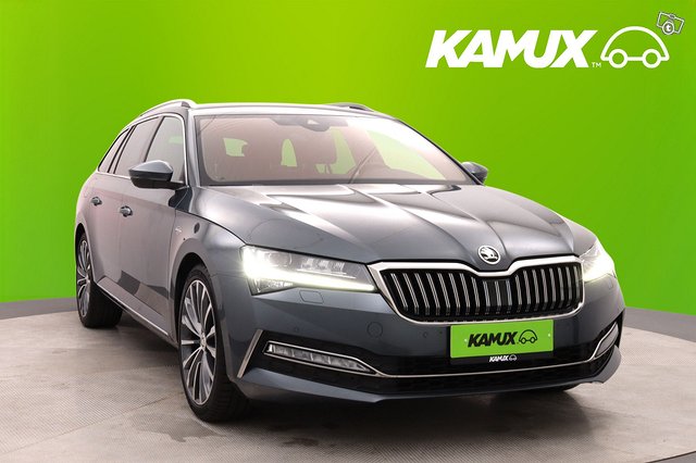 Skoda Superb 8