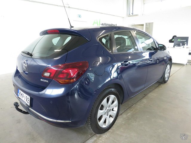 Opel Astra 10