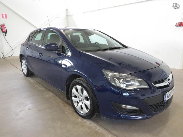 Opel Astra 12