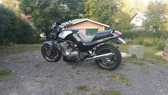 Suzuki GSX1100G 4