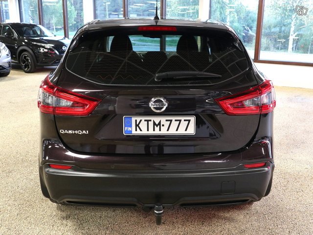 NISSAN Qashqai 6