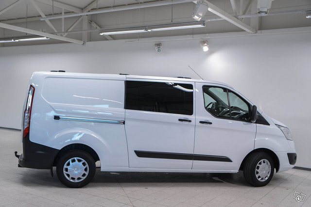 Ford Transit Custom 4