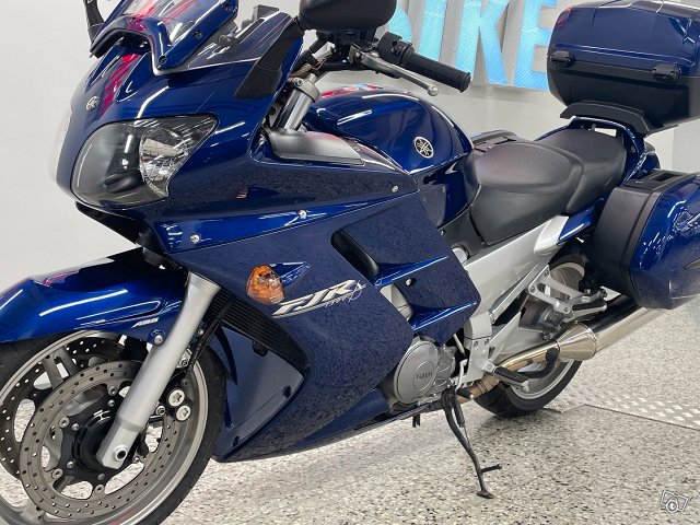 Yamaha FJR 8