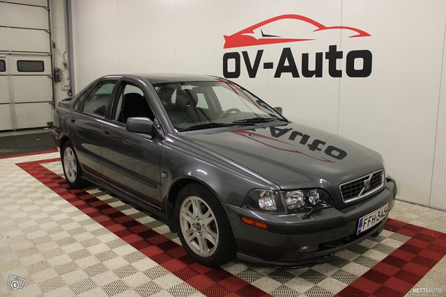 Volvo S40