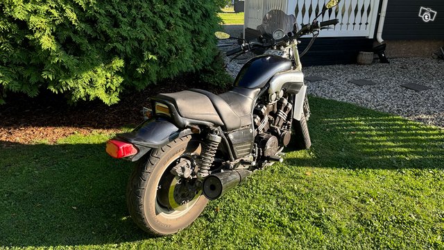 Yamaha VMax 1200 v.malli 1997 4