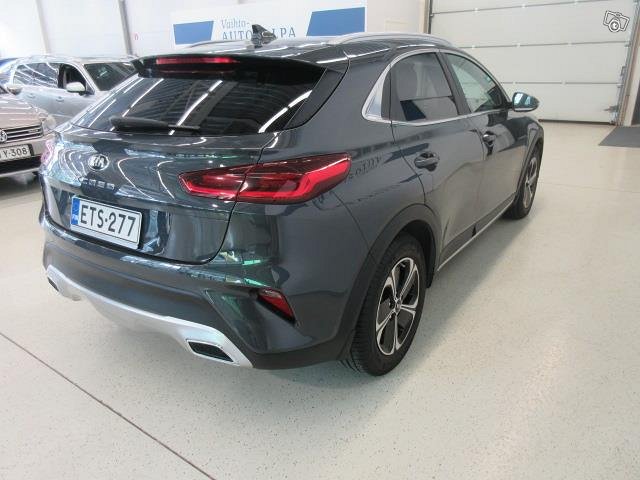 KIA XCeed 5