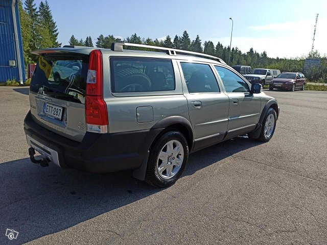 Volvo XC70 21