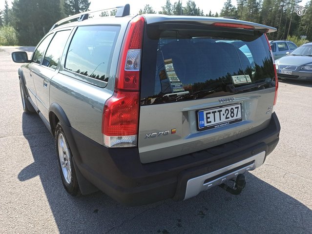 Volvo XC70 23