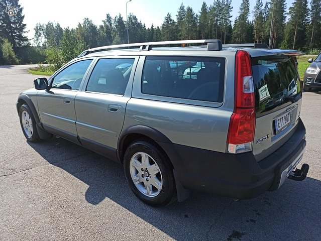 Volvo XC70 24