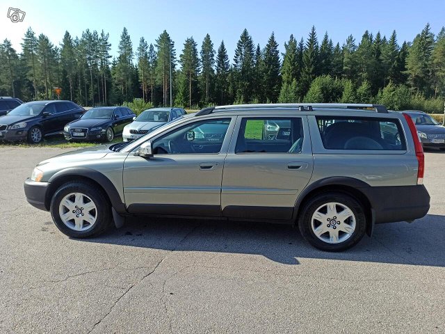 Volvo XC70 25