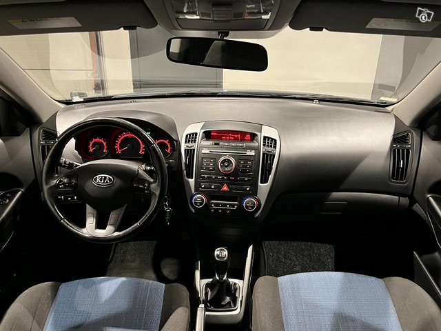 Kia Ceed 16