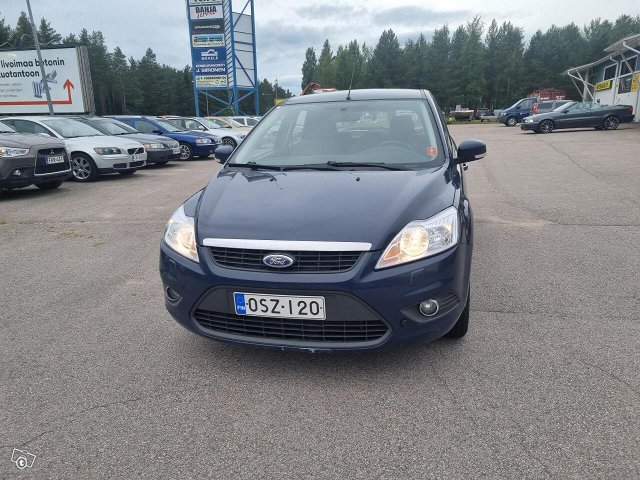 Ford Focus 8