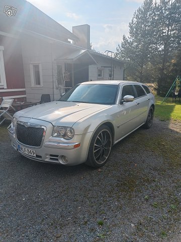 Chrysler 300C 6