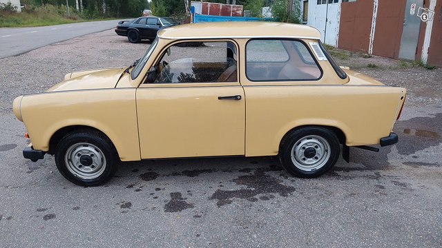 Trabant Muut 11