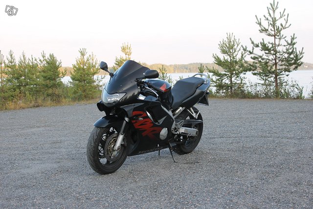 Honda CBR 600 F 4