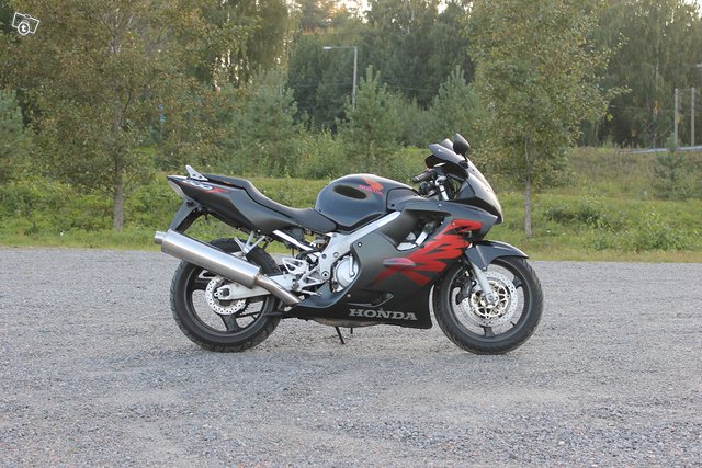 Honda CBR 600 F 6