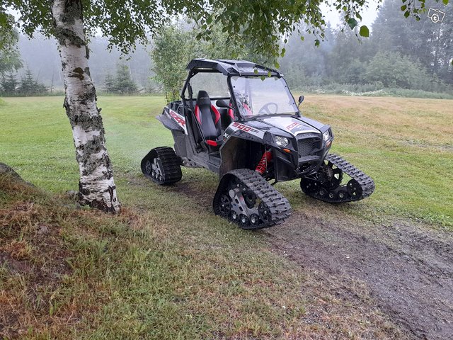 Polaris rzr 900, kuva 1