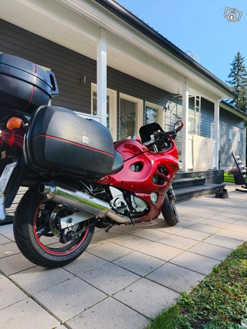 Suzuki gsx750f 4