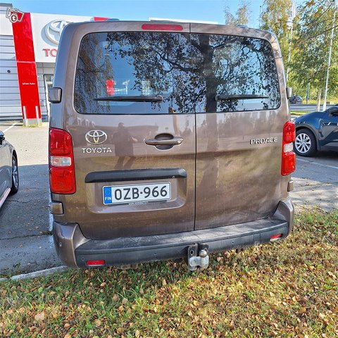 TOYOTA PROACE 4