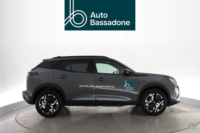 Peugeot 2008 7