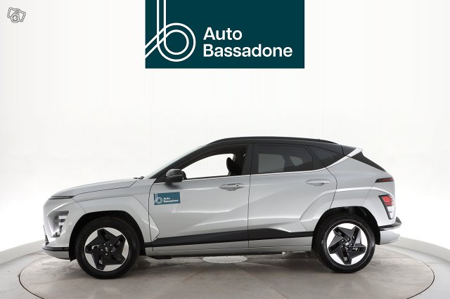 Hyundai KONA Electric 8