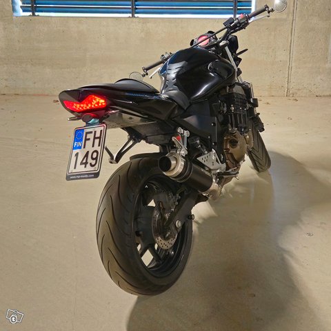 Kawasaki Z750 4