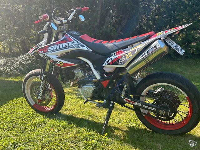 Yamaha WR 125 X 6