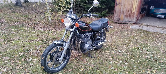 Kawasaki LTD 750 1